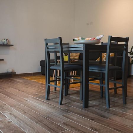 Alessandra'S Apartment Sassari Ngoại thất bức ảnh