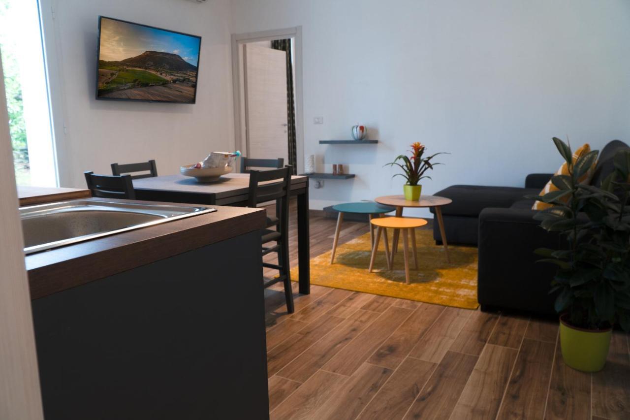 Alessandra'S Apartment Sassari Ngoại thất bức ảnh