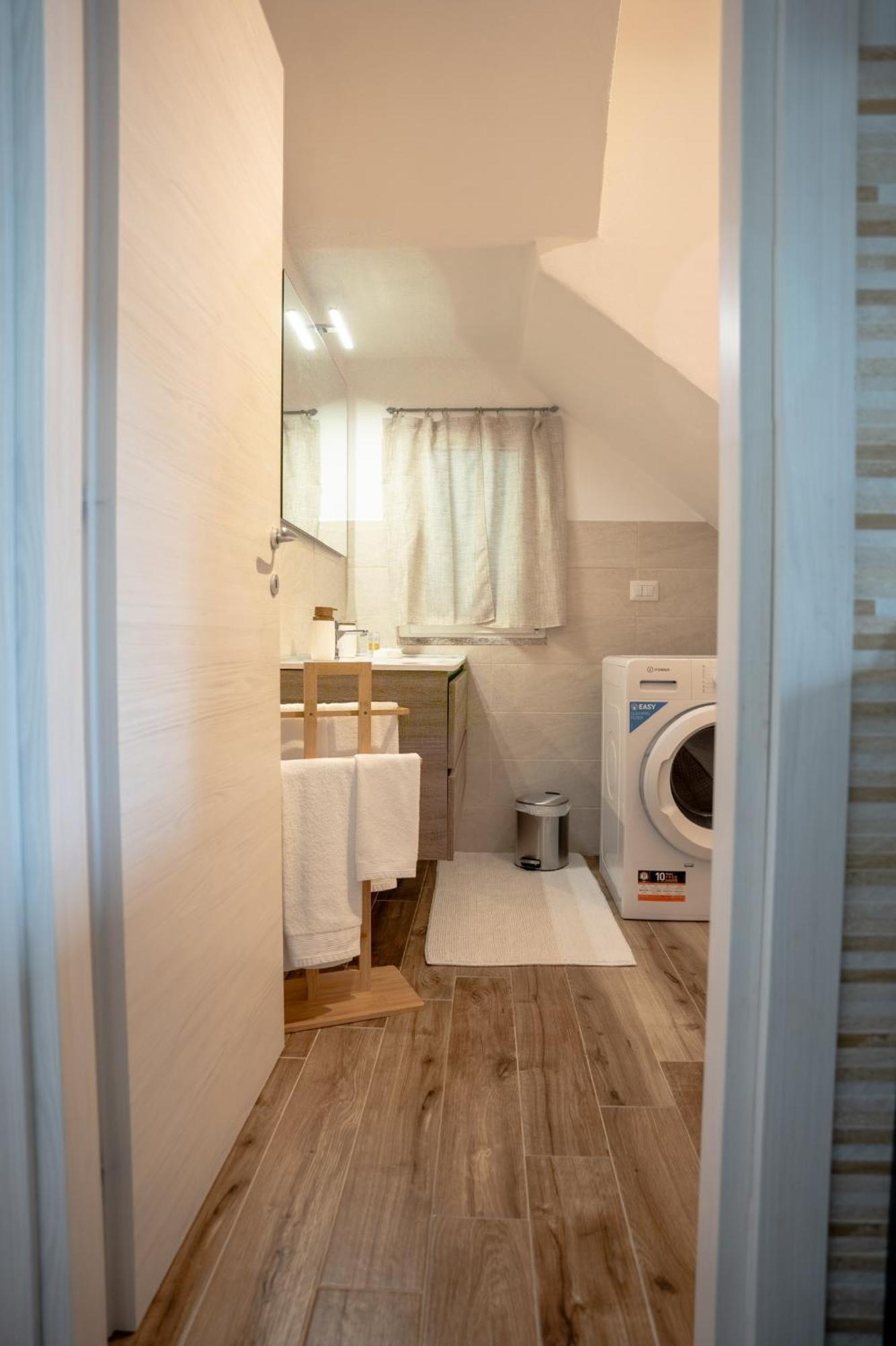 Alessandra'S Apartment Sassari Ngoại thất bức ảnh
